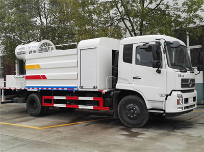 東風(fēng)天錦霧炮抑塵車 多功能灑水洗掃一體化解決方案