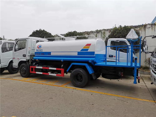 武進(jìn)5方灑水車實(shí)際容量解析 洗掃車性能與效率的關(guān)鍵考量